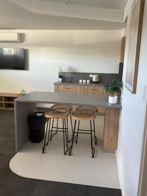 Brighton Hotel Motel Pontville Bagian luar foto
