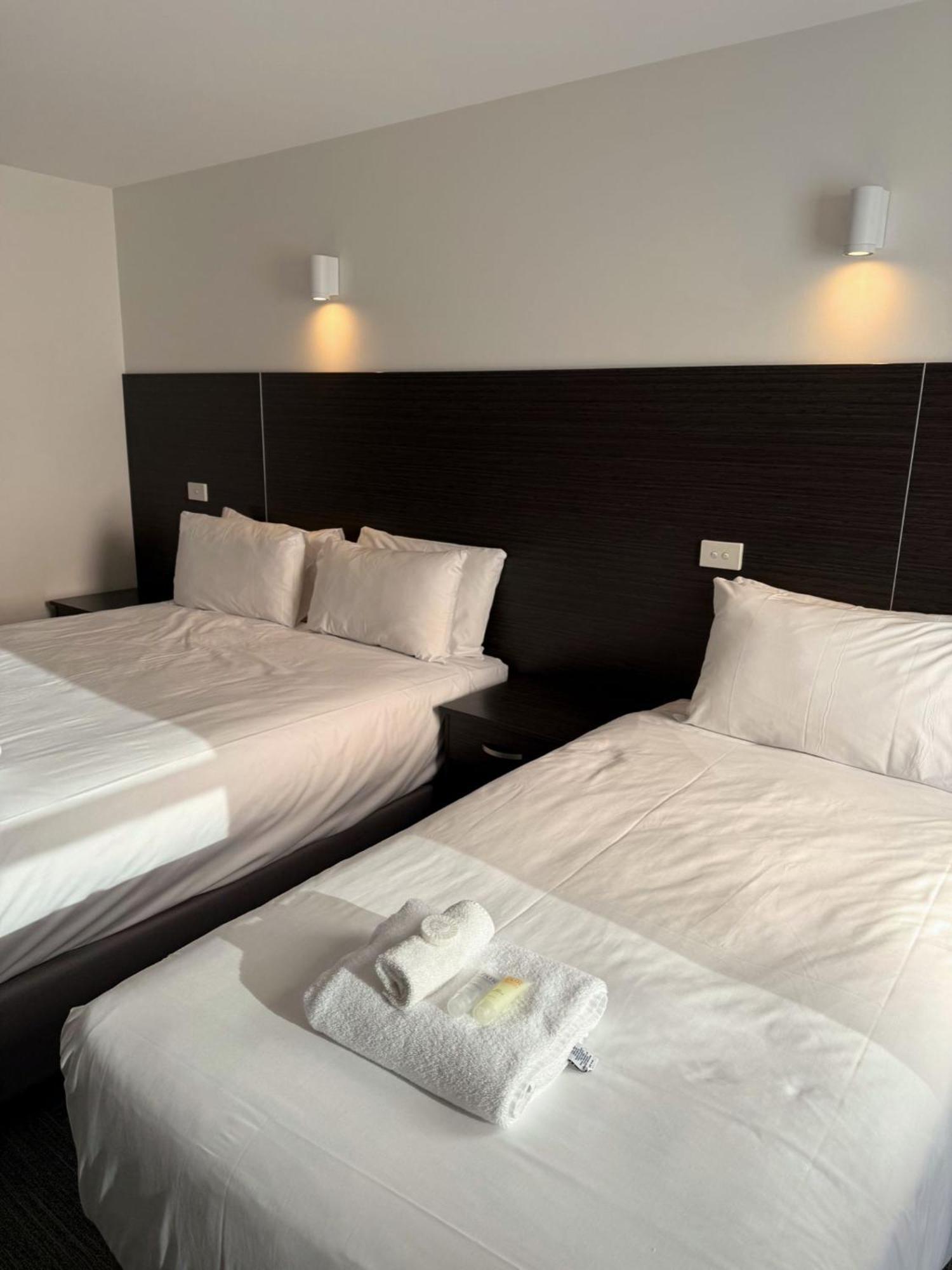 Brighton Hotel Motel Pontville Bagian luar foto